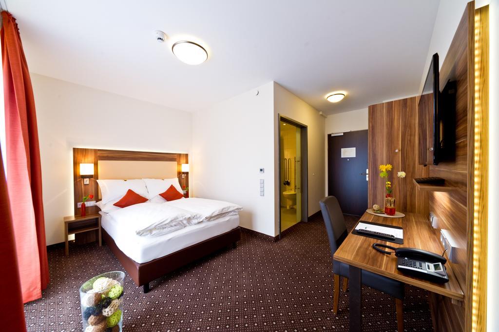 Wohlfuehl-Hotel Neu Heidelberg Luaran gambar